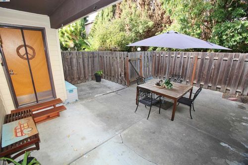 1654 164th Ave, San Leandro, CA, 94578-2279 | Card Image