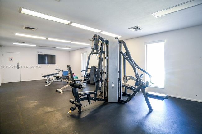 APT-601 - 4164 Inverrary Dr, Condo with 2 bedrooms, 2 bathrooms and null parking in Lauderhill FL | Image 56