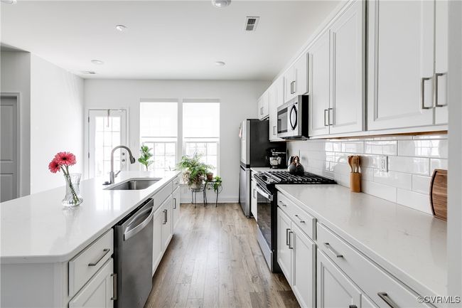 421 Randolph View Drive, Townhouse with 3 bedrooms, 3 bathrooms and null parking in Midlothian VA | Image 15