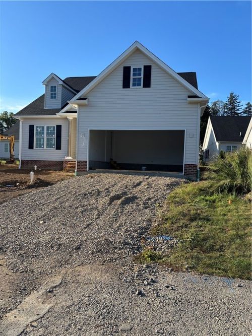 44 Crimson Cir, New Castle, PA, 16105 | Card Image