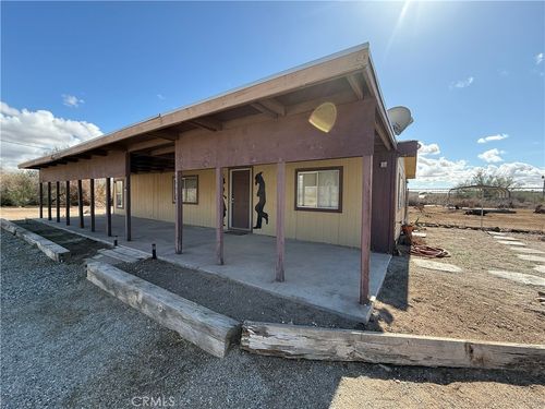 5593 Rio Vista Dr, Big River, CA, 92242-9654 | Card Image