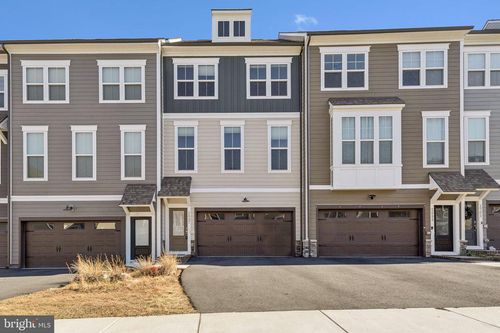 1697 Beech Leaf St, DUMFRIES, VA, 22026-2853 | Card Image