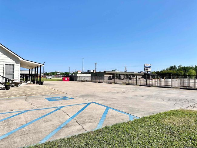 13119 Airline Hwy, Home with 0 bedrooms, 4 bathrooms and null parking in Gonzales LA | Image 29