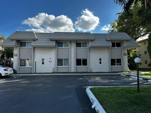 3269-3269 Nw 102nd Ter, Coral Springs, FL, 33065-6138 | Card Image