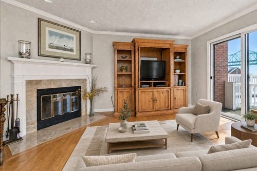 18-18 Breakwater Dr, Chelsea, MA, 02150-4039 | Card Image