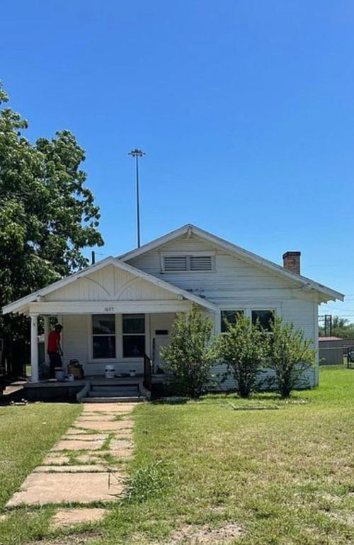 1605 Collins Ave, Wichita Falls, TX, 76301-5167 | Card Image