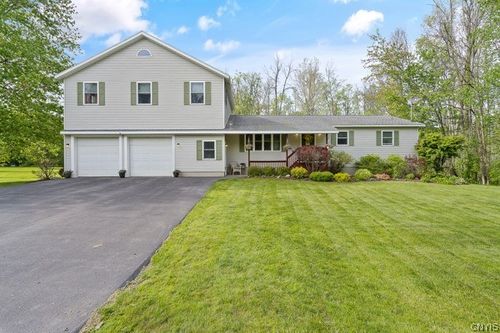 112 County Route 42, Oswego, NY, 13126-6526 | Card Image
