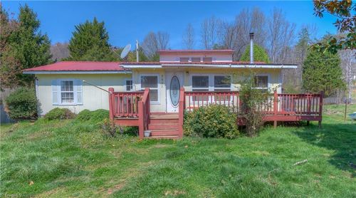 2927 Caney Creek Rd, Murphy, NC, 28906-6155 | Card Image