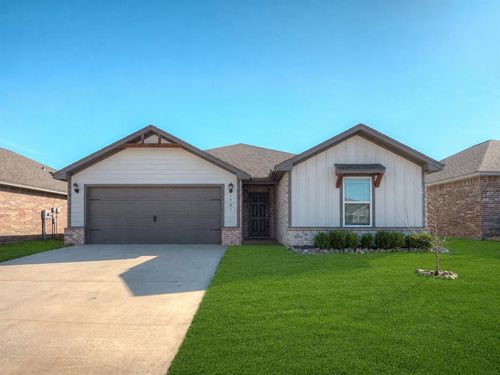1701 Maroon Drive, El Reno, OK, 73036 | Card Image