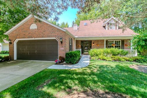 6148 Worthington Ln, Mentor, OH, 44060-2269 | Card Image