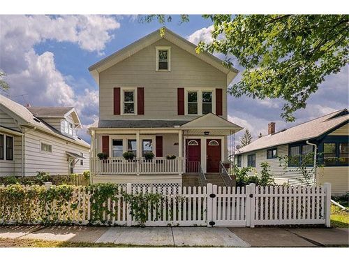 956 Juno Ave, Saint Paul, MN, 55102-3716 | Card Image