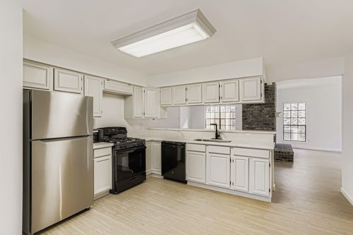 3303 Creek Shadows Dr, Kingwood, TX, 77339-1290 | Card Image