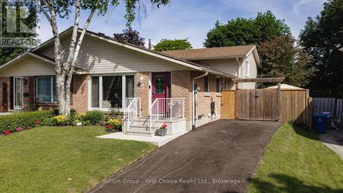 72 Avonwood Dr, Stratford, ON, N4Z1B4 | Card Image