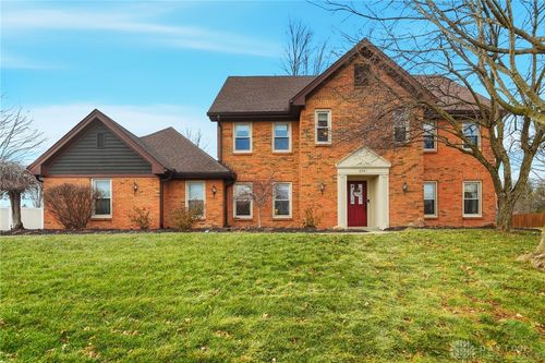 6541 Golf Manor Ct, Englewood, OH, 45322-3624 | Card Image