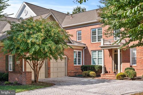 18426 Lanier Island Sq, LEESBURG, VA, 20176-3936 | Card Image