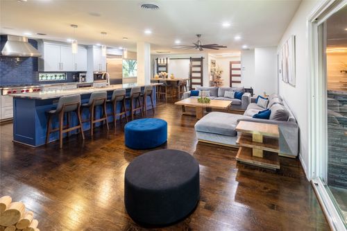 10872 Caprock Circle, Dallas, TX, 75218 | Card Image