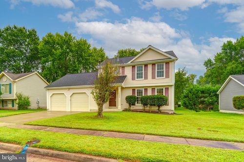 16305 Bromall Ct, CHANTILLY, VA, 20151-3358 | Card Image