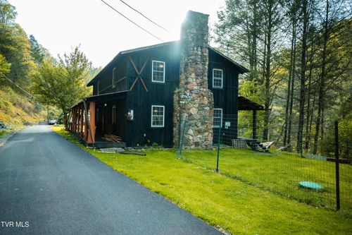 1128 Deer Meadow Road, Raven, VA, 24639 | Card Image