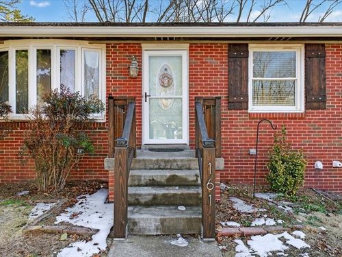 161 W Regent Dr, Clarksville, TN, 37043-5477 | Card Image