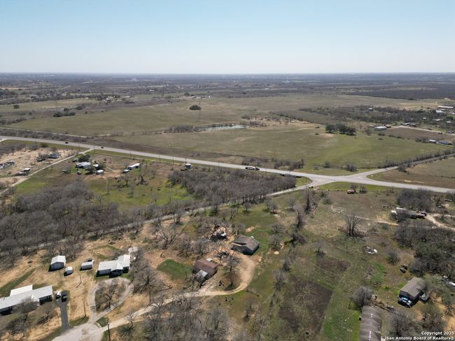 17423 Fx Ball Dr, House other with 1 bedrooms, 3 bathrooms and null parking in Elmendorf TX | Image 26