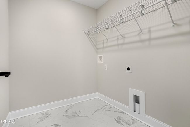 2013 Presley Xing, House other with 3 bedrooms, 3 bathrooms and null parking in Jonesborough TN | Image 24
