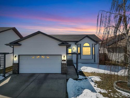 5617 Park Street, Blackfalds, AB, T0M0J0 | Card Image