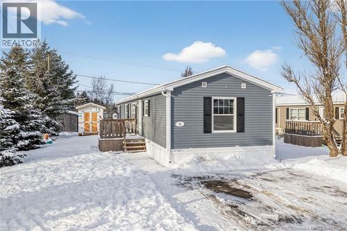 16 Tulip Dr, Riverview, NB, E1B5B5 | Card Image