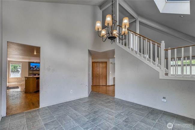 12281 Ridgepoint Cir Nw, House other with 4 bedrooms, 3 bathrooms and 3 parking in Silverdale WA | Image 8