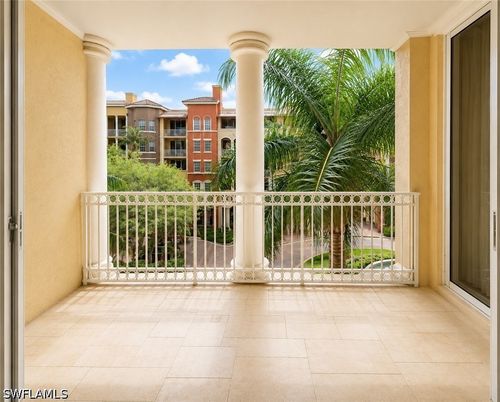 2308-410 Bayfront Pl, NAPLES, FL, 34102-6472 | Card Image