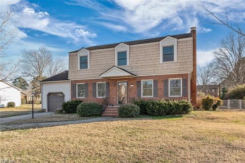127 Freemoor Dr, Poquoson, VA, 23662-1225 | Card Image