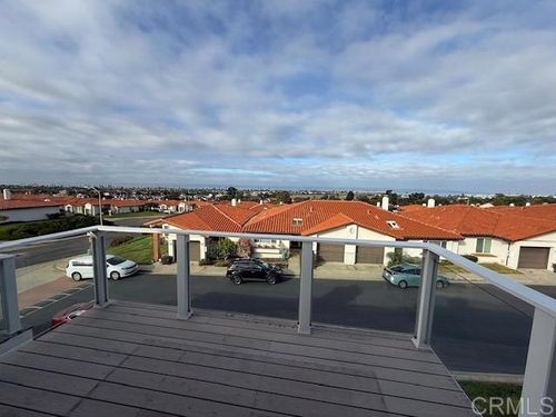 6729 Clover Ct, Carlsbad, CA, 92011-3341 | Card Image