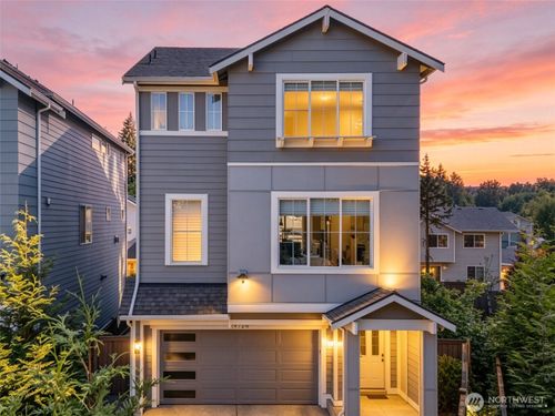 19724 Meridian Pl W, Bothell, WA, 98012-5289 | Card Image