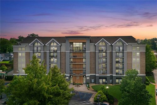 504-1001 S Church St, Greenville, SC, 29601-3759 | Card Image