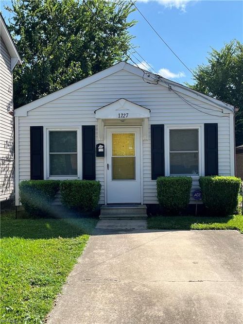 1227 W 41st Street, Norfolk, VA, 23508 | Card Image