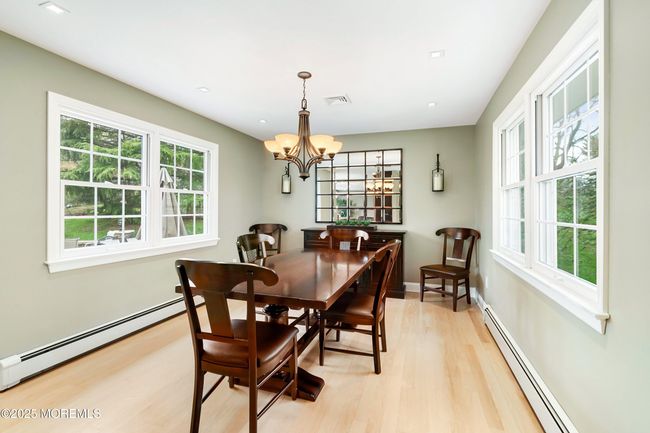 Formal dining room | Image 13