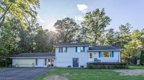 1386 Jewel Bay Rd, Cortland, OH, 44410-9520 | Card Image