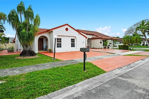 13440 Sw 28th St, Miami, FL, 33175-8819 | Card Image