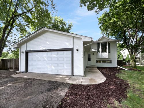 13343 91st Pl N, Maple Grove, MN, 55369-6738 | Card Image