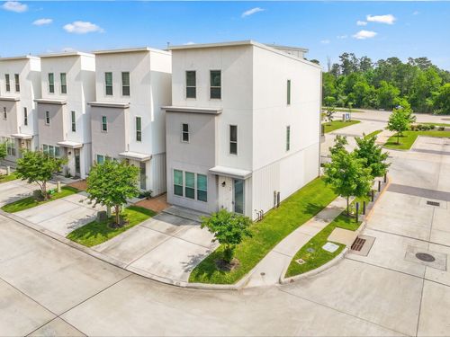 18736 B Centro Main St, Shenandoah, TX, 77385 | Card Image