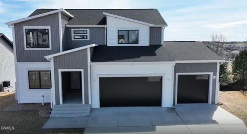 4806 Cornice Loop, Bismarck, ND, 58503-1584 | Card Image