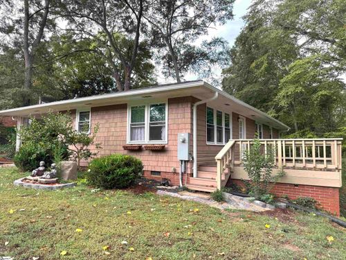 128 Applewood Ln, Spartanburg, SC, 29307-2202 | Card Image