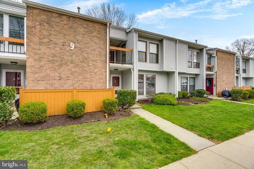 9 Dennison Dr, East Windsor, NJ, 08520-5307 | Card Image