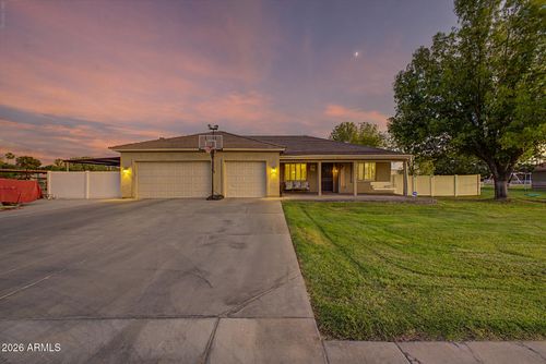 2233 E Park Ave, Gilbert, AZ, 85234-1318 | Card Image