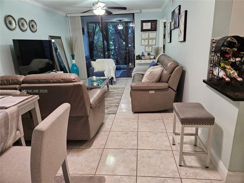 113-212 Lake Pointe Dr, Oakland Park, FL, 33309-3545 | Card Image