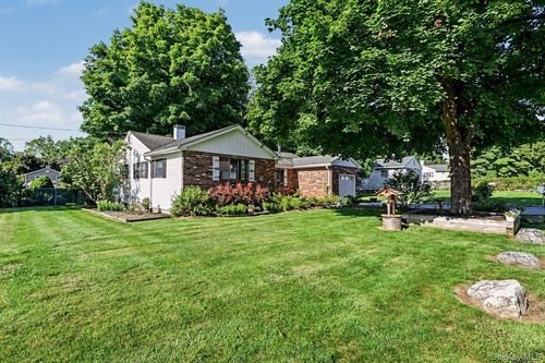 21 Clematis Rd, Brewster, NY, 10509-1005 | Card Image
