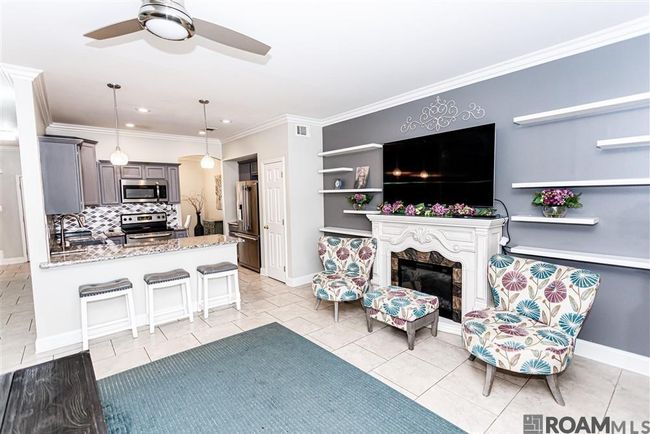 B - 822 Provision Ct, Townhouse with 2 bedrooms, 2 bathrooms and null parking in Gramercy LA | Image 4