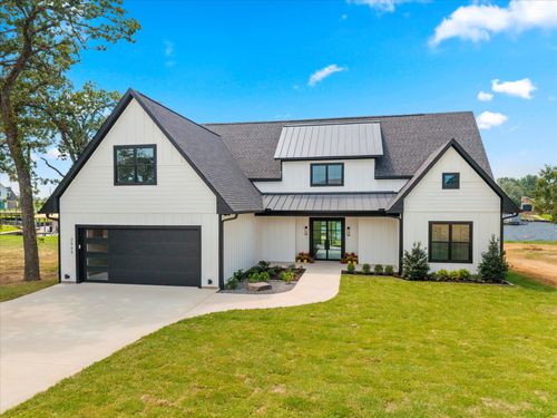 2565 Groves Dr, Tool, TX, 75143-1414 | Card Image