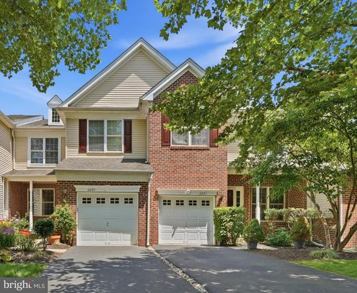 2297 Dorchester St W, FURLONG, PA, 18925-1529 | Card Image