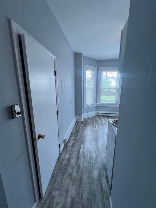 APT-1 - 28 Pond St, Condo with 1 bedrooms, 1 bathrooms and 1 parking in Weymouth MA | Image 4