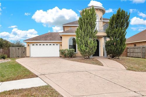 3218 Lerma Dr, Edinburg, TX, 78539-4756 | Card Image